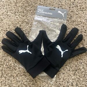 Puma Black Field Player Gloves Size 10 (Large)